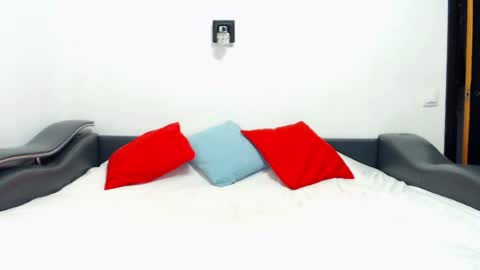 amali2015 online show from April 17, 2026, 1:03 pm