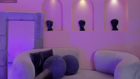 Amalia cruss online show from February 11, 2026, 8:25 pm