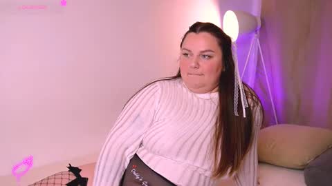 amalia_minkxx online show from February 18, 2025, 7:30 pm