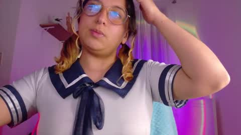 Snapshot of amalia_rosse_ chatting on October 15, 2025, 2:44 am Amalia Im Back See you soon this January 7 at 10 pm Colombia time online show from October 15, 2025, 2:44 am