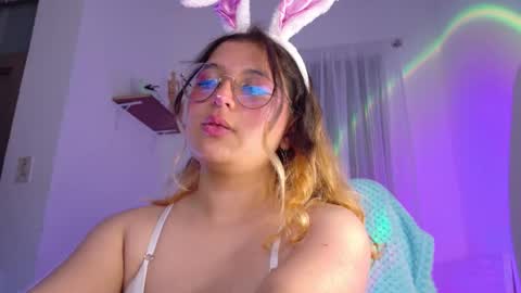 Snapshot of amalia_rosse_ chatting on October 24, 2025, 1:13 am Amalia Im Back See you soon this January 7 at 10 pm Colombia time online show from October 24, 2025, 1:13 am