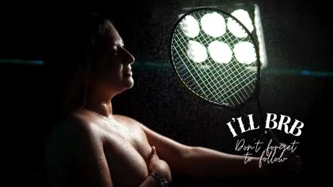 Snapshot of amalia_rosse_ chatting on November 3, 2025, 9:48 pm Amalia Im Back See you soon this January 7 at 10 pm Colombia time online show from November 3, 2025, 9:48 pm