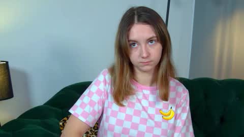 Amalia online show from September 18, 2025, 6:26 am