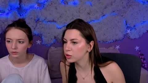 Amalia online show from March 19, 2026, 8:35 pm