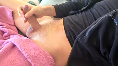 Amaliedreams online show from November 23, 2025, 6:57 am