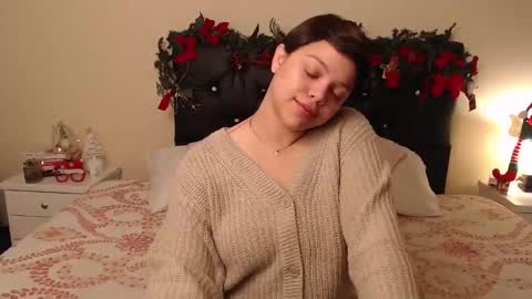         online show from December 11, 2024, 12:55 pm