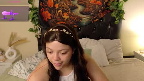         online show from October 12, 2025, 1:21 pm