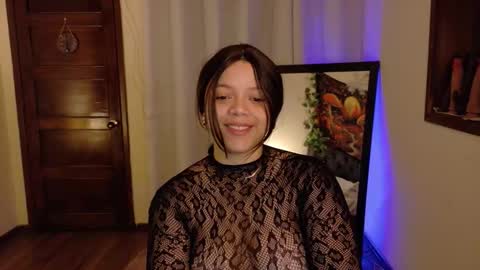         online show from October 17, 2025, 1:25 pm