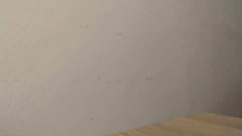 The queen of the biceps  online show from January 8, 2025, 9:01 pm