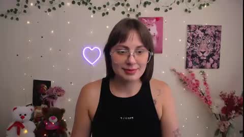 amanda_bright_ online show from July 14, 2026, 10:43 am