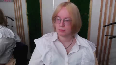Snapshot of amanda_butlerr chatting on July 10, 2026, 11:24 am Hi im Amanda online show from July 10, 2026, 11:24 am