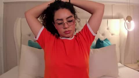 Amanda Rios online show from May 13, 2026, 9:44 pm