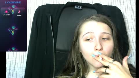 Amanda online show from December 1, 2024, 8:53 pm