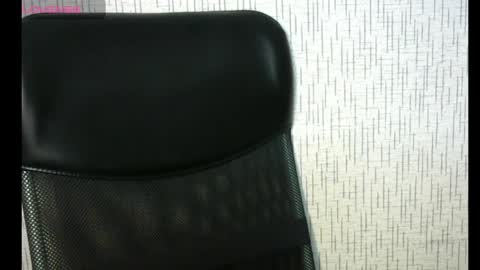 Amanda online show from December 21, 2024, 1:21 pm