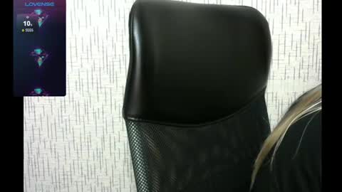 Amanda online show from February 15, 2025, 5:17 pm