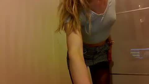 amanda_style online show from February 20, 2025, 8:36 pm