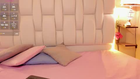 Amanda Cooper online show from November 4, 2025, 8:57 am