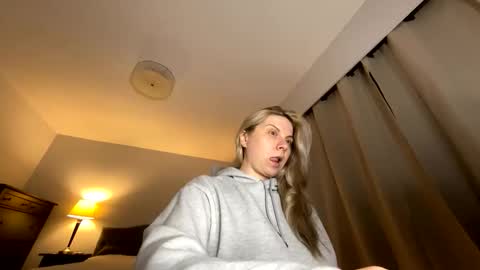 Amanda online show from May 15, 2026, 10:11 am