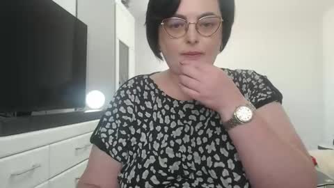 Snapshot of amandamuller1982 chatting on May 5, 2026, 11:51 am Anda online show from May 5, 2026, 11:51 am