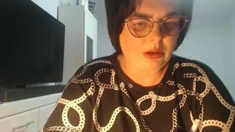 Snapshot of amandamuller1982 chatting on May 11, 2026, 9:12 pm Anda online show from May 11, 2026, 9:12 pm