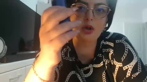Snapshot of amandamuller1982 chatting on May 27, 2026, 6:54 am Anda online show from May 27, 2026, 6:54 am