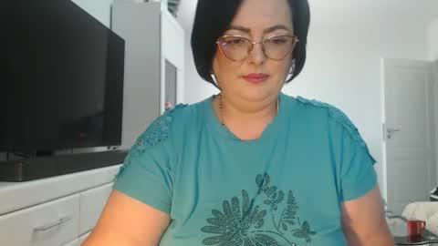 Snapshot of amandamuller1982 chatting on June 3, 2026, 10:51 am Anda online show from June 3, 2026, 10:51 am