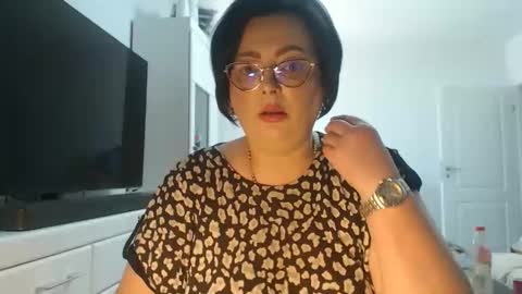 Snapshot of amandamuller1982 chatting on June 5, 2026, 9:37 am Anda online show from June 5, 2026, 9:37 am