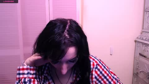 Amanda online show from December 3, 2024, 8:38 am