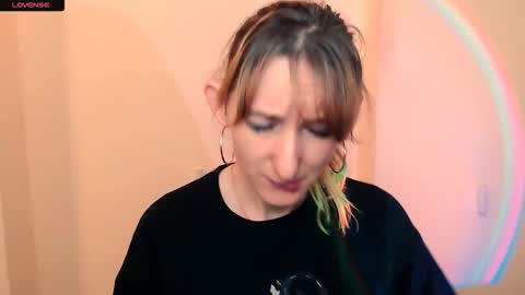 Amanda online show from October 10, 2025, 8:35 am