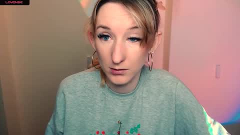 Amanda online show from October 18, 2025, 7:42 am