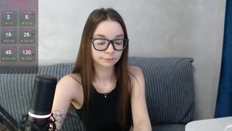Snapshot of amaneli chatting on February 11, 2025, 10:15 am Mila online show from February 11, 2025, 10:15 am