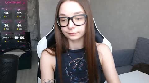 Snapshot of amaneli chatting on March 6, 2025, 11:47 am Mila online show from March 6, 2025, 11:47 am