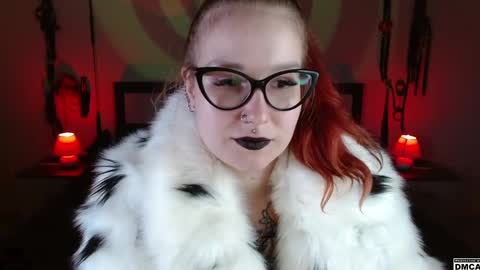 Snapshot of amanita__pantherina chatting on December 28, 2024, 4:52 pm Goddess Amanita online show from December 28, 2024, 4:52 pm