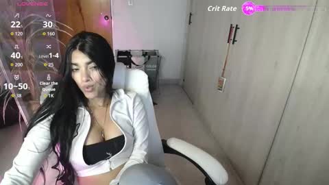 amara_silk online show from November 21, 2025, 3:49 am