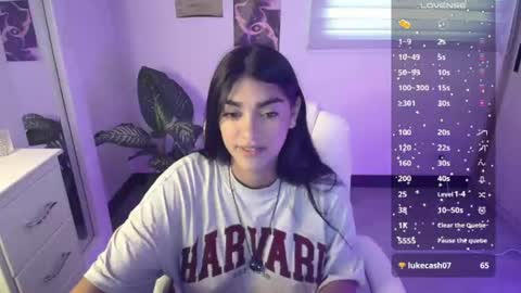 Snapshot of amara_silk chatting on June 30, 2026, 10:33 pm amara_silk online show from June 30, 2026, 10:33 pm