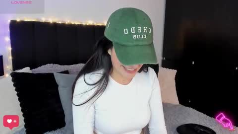 -  A M A R A - online show from October 23, 2025, 9:46 pm