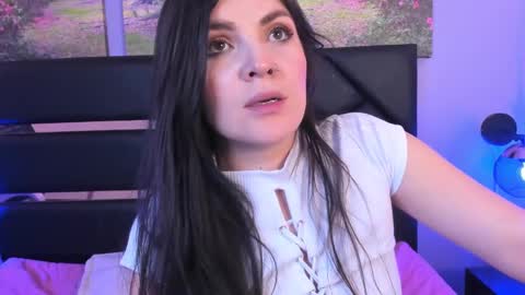 Amara Vega  online show from January 31, 2025, 12:29 pm