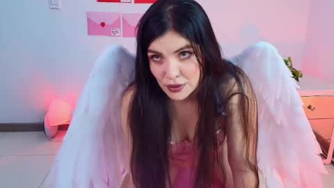 Amara Vega  online show from February 15, 2025, 1:38 pm