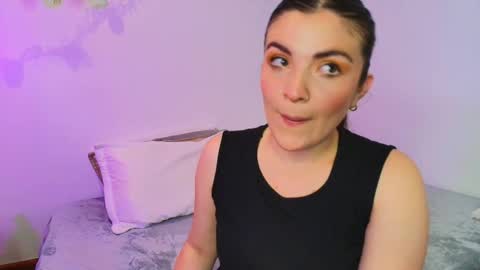 Amara Vega  online show from December 14, 2025, 9:14 am