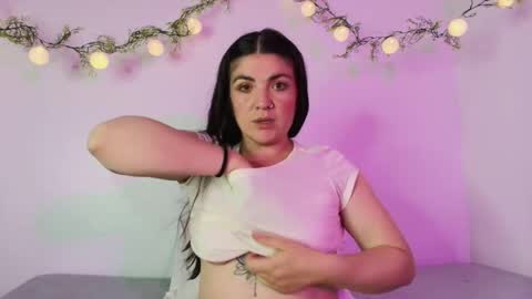 Amara Vega  online show from January 10, 2026, 8:38 am