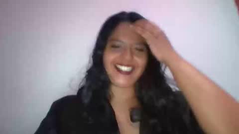 Snapshot of amara_vela chatting on June 3, 2026, 12:13 am Amara Vela online show from June 3, 2026, 12:13 am