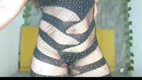 amaraleoncm online show from November 28, 2025, 4:26 am