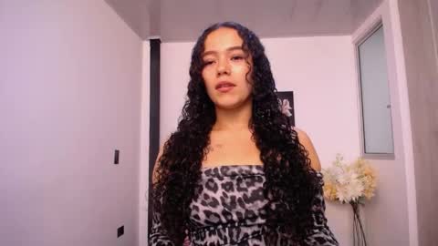 Snapshot of amaranta_f00x chatting on May 5, 2026, 12:35 pm Amaranta online show from May 5, 2026, 12:35 pm