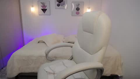 Snapshot of amarantha_ross chatting on January 10, 2025, 4:20 pm Amarantha online show from January 10, 2025, 4:20 pm