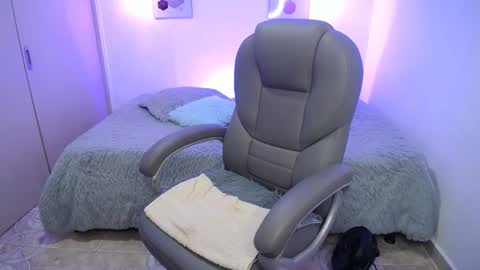 Amarantha online show from March 14, 2026, 1:38 pm