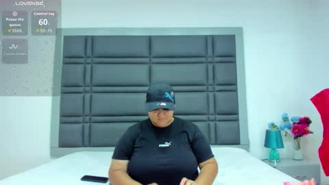 amaranttaylunay online show from March 17, 2026, 6:33 pm