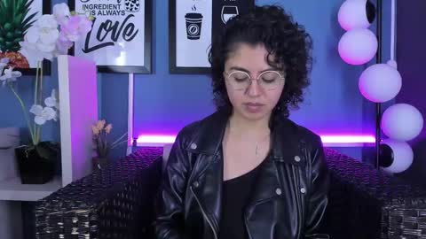 Emily online show from February 9, 2025, 5:22 pm