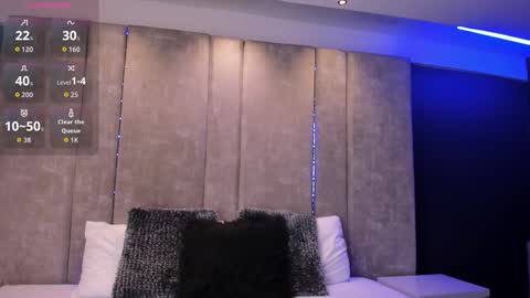 Emily online show from September 25, 2025, 11:14 am