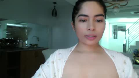 Amariah Holly online show from February 4, 2025, 5:31 am