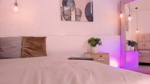 Snapshot of amatiista_12 chatting on December 9, 2024, 11:13 pm A M A T I S T A online show from December 9, 2024, 11:13 pm